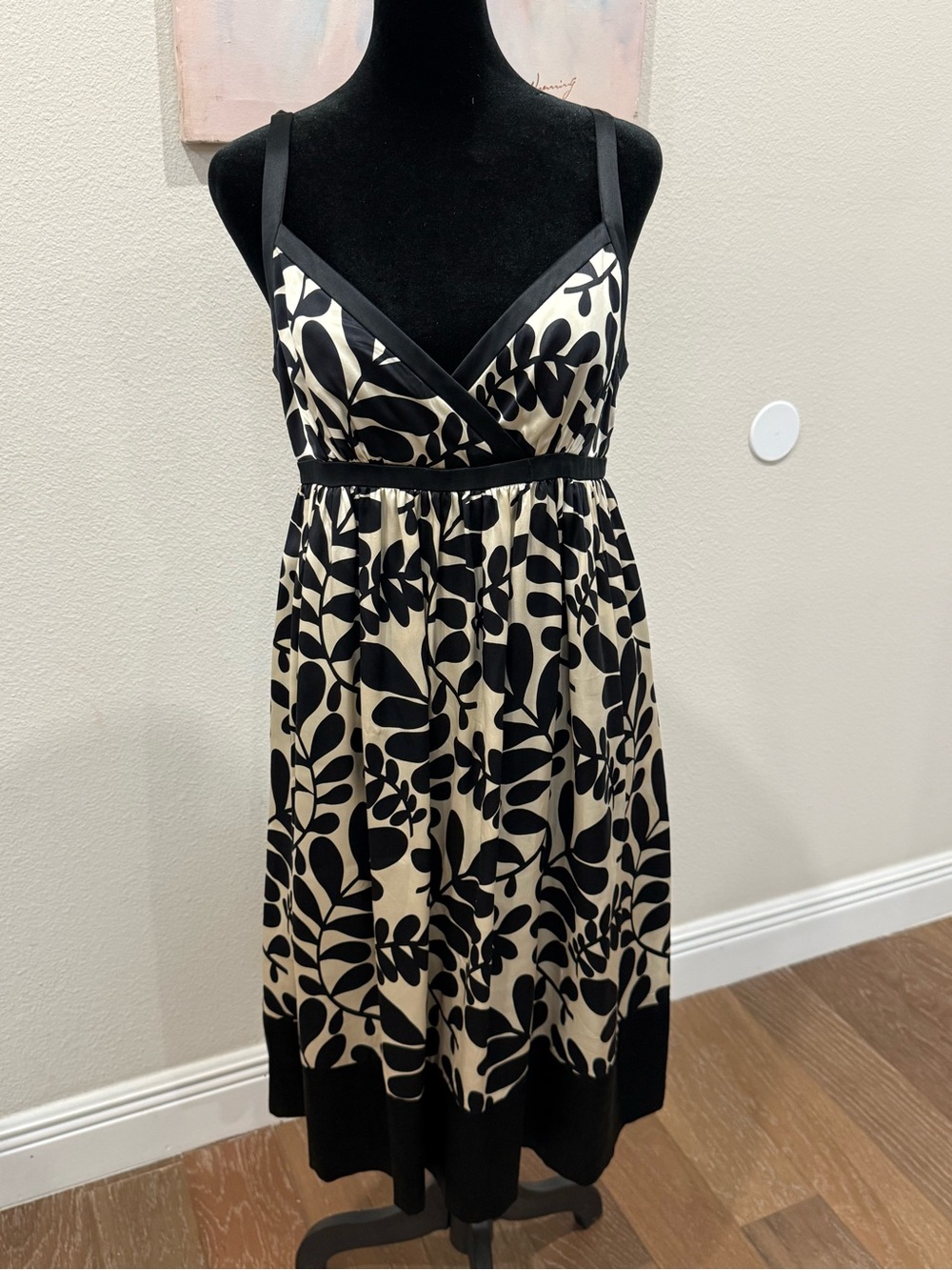 Maggy London 100% Silk Black and Cream Leaf-Print Midi Dress